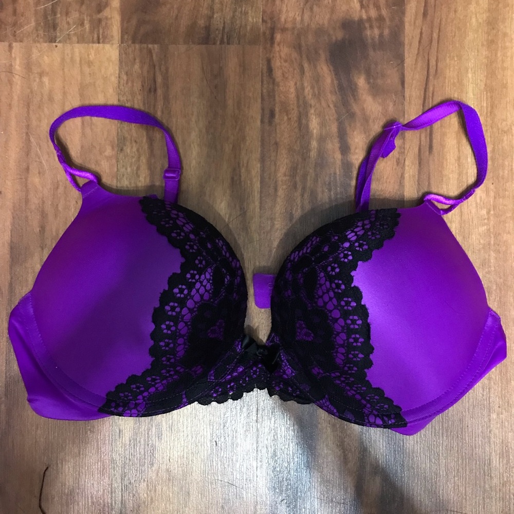 Victoria’s Secret Miraculous Plunge bra.